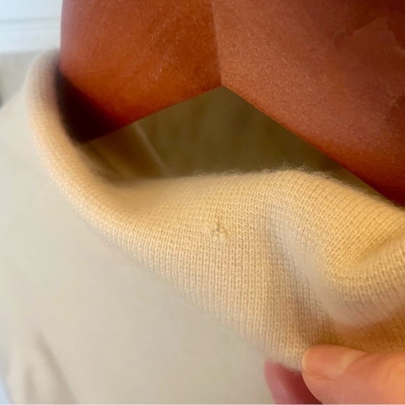 Ballantyne Cream 100% Pure Cashmere Made in Scotland 🏴󠁧󠁢󠁳󠁣󠁴󠁿 - Picture 8 of 10